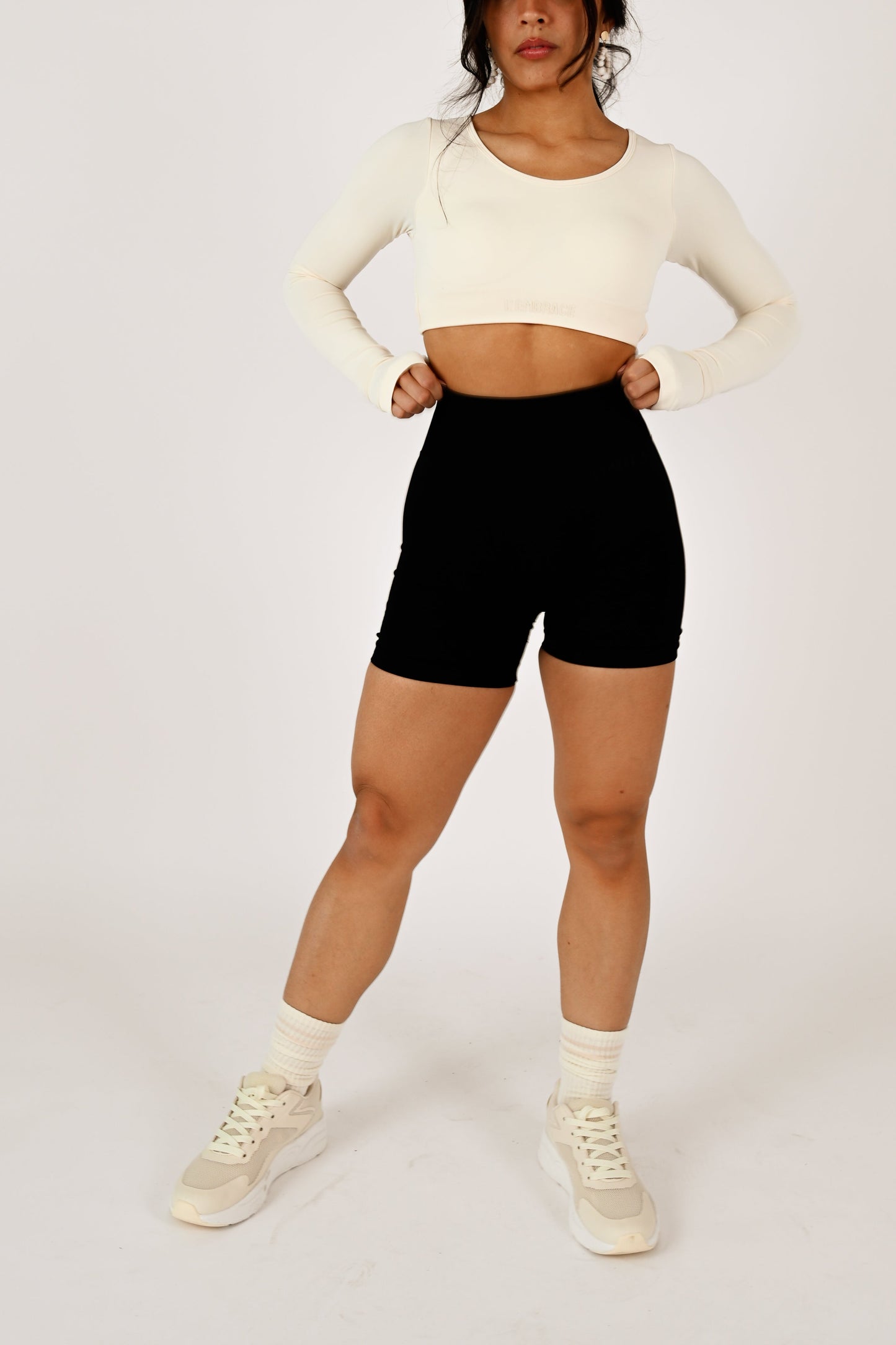ÉLANCÉ SHORTS by L´ Embrace - BLACK